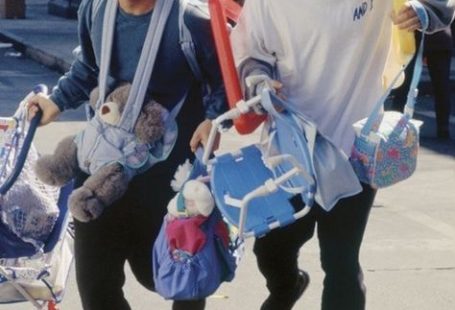 F. R. I. E. N. D. S.