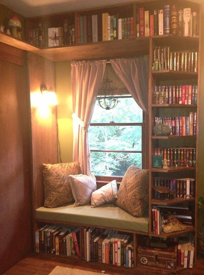 A window seat and bookshelves. What more could you want?