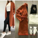 Spor Ayakkabı Kombinleri Siyah Skinny Pantolon Beyaz Bluz Tarçın Uzun Hırka Beyaz Spor Ayakkabı #moda #fashion #fashionoutfits #fashionblogger