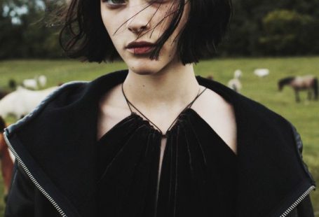 Charming Short Hairstyles with Bangs Specially for You ★ See more: lovehairstyles.co...