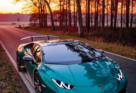 LAMBORGHINI LUXURY CAR WALLPAPER