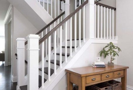 Doing a #home #renovation and need some stair inspiration? Take a look at these beautiful #stairs! #stairways #railingdesign