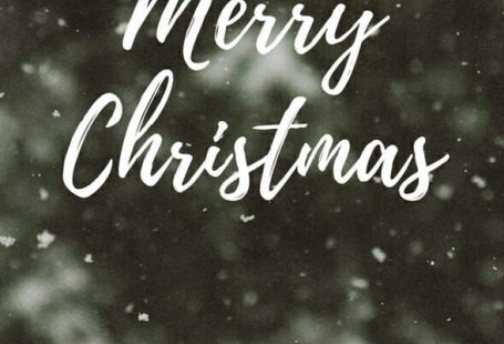 45 Free Stunning Christmas Wallpaper Backgrounds For iPhone - Get Cute Christmas Aesthetic Wallpapers.
