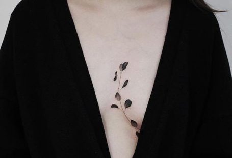 50 Chic Chest Tattoos That Are Surprisingly Modest