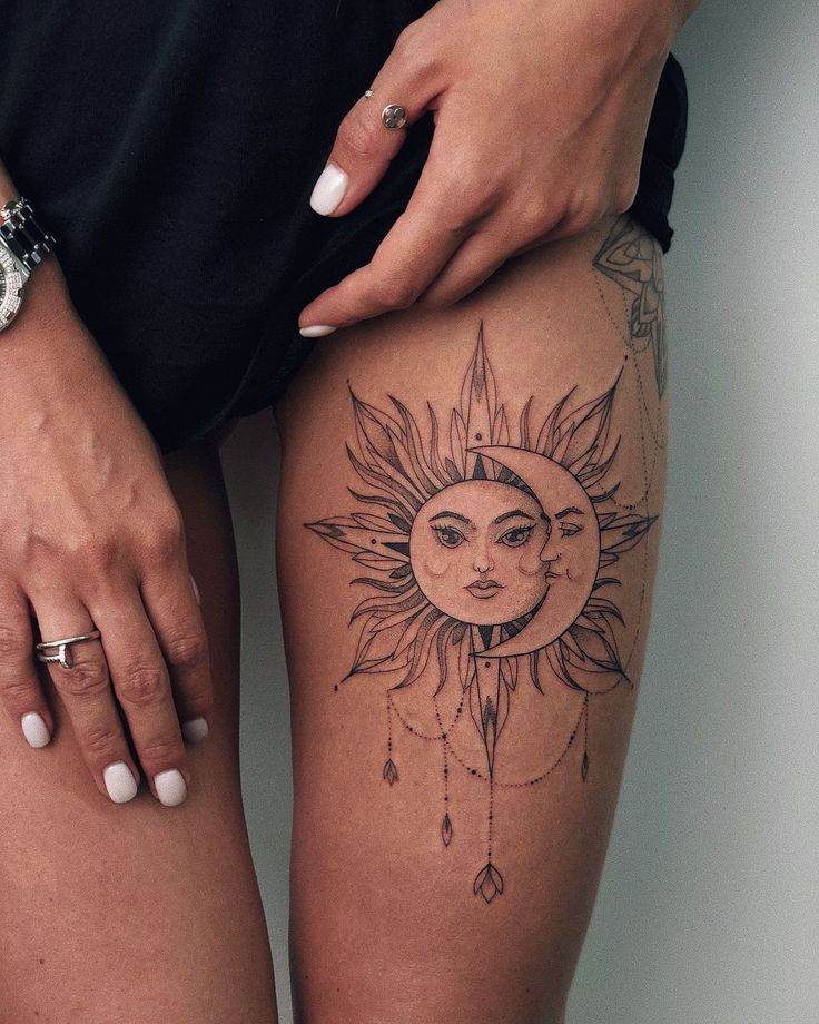 50 Sinnvolle und schöne Sonnen- und Mondtattoos