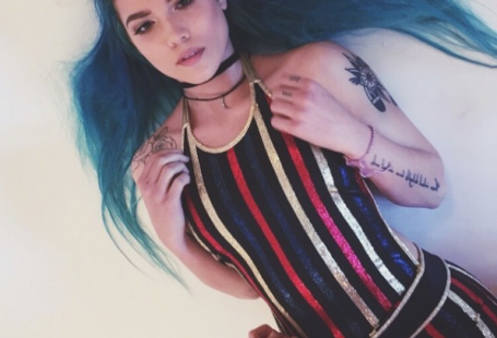 halsey blue hair