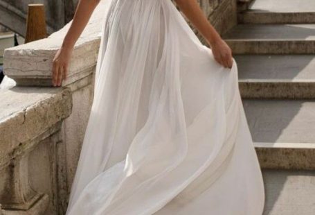 langes bohemian hochzeitskleid tüll spitze sommerhochzeit