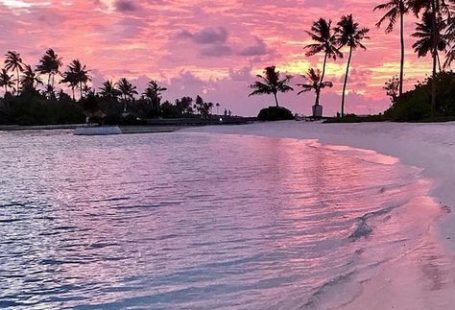 ♡♡♡♡You could go to the same beach as everyone else OR you could go to a... - ExquisiteCoasts.com - #Beach #ExquisiteCoastscom