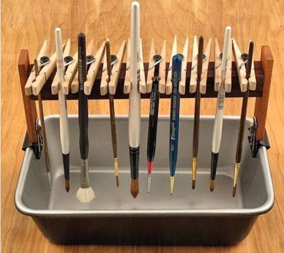 Trucs et astuces peinture et pinceaux. Idées pour peindre plus facilement, astuces nettoyages et rangements pinceaux..