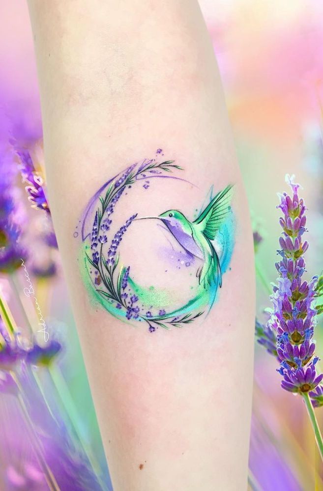 Atemberaubende Aquarell-Tattoos von Adrian Bascur -  Aquarell Kolibri Tattoo © Tätowierer Adrian Bascur 💕🐤🌺💕🐤🌺💕🐤🌺💕  - #adrian #aquarell #AquarellTattoos #atemberaubende 