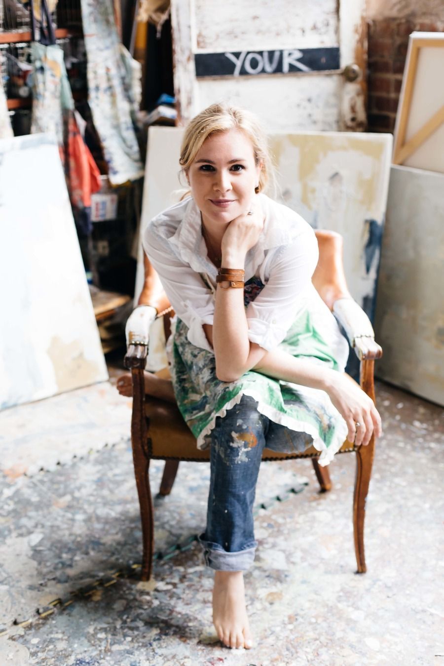 BTS with artist Deann Hebert: www.stylemepretty... | Photography: Paige French - www.paigefrench.com