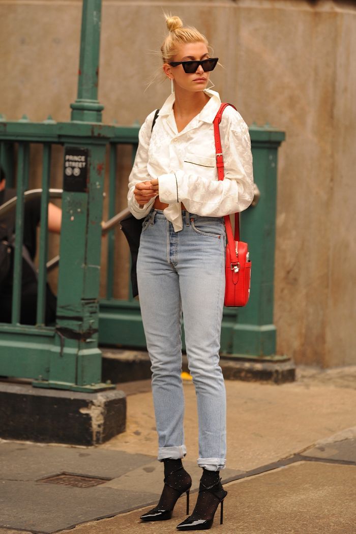 Trending jeans 2019: Hailey Baldwin wearing vintage-style jeans