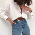 Conseils et idées de tenues pour porter ta chemise blanche sans faire trop
