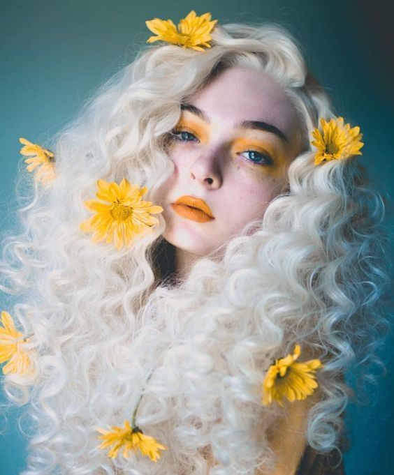 Daisy & Long curly white hair matches perfect 🌸🍀#repost #curly #whitehair