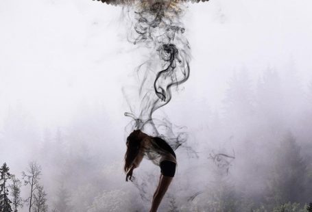 Female Artist Creates Stunning Dark Photo Manipulations