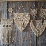 Große Auswahl an Makramee Wandbehänge, groß und Klein, aus Baumwollseil und Jute.