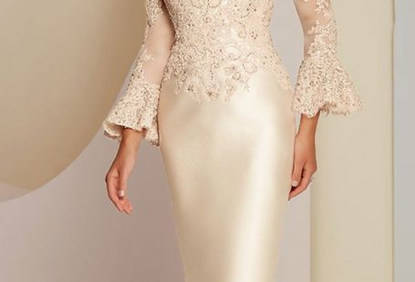 Gorgeous Tulle & Satin Bateau Neckline Sheath/Column Mother Of The Bride Dresses With