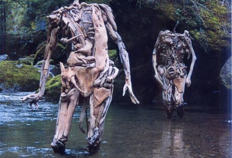 Haunting Driftwood Sculptures By Japanese Artist Nagato Iwasaki