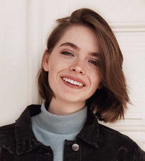 Side-Swept-Bob-Haircut Latest Bob Haircuts for 2018