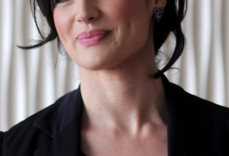 Luisa Ranieri: «Invecchiare? Che c’è di male, vuol dire che hai vissuto»  www.vanityfair.it...