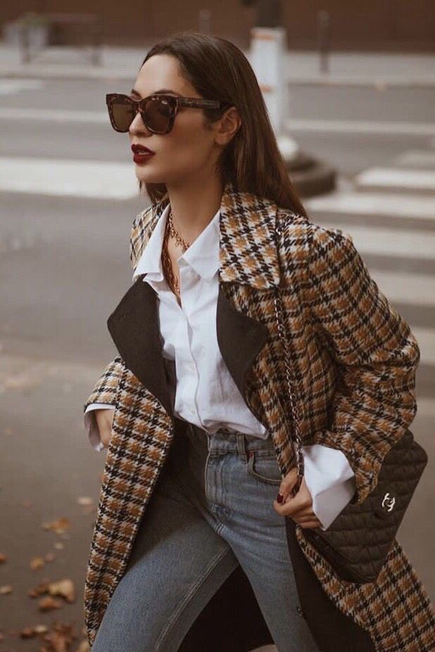 Women’s Fall Winter Fashion plaid blazer outfits. Cat eye vintage sunglasses + white shirt + vintage jeans. Spring autumn casual street styles chic classy. #fashion #outfits #ootd #fallfashion 