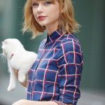 Taylor Swift Talks Death Threats, Stalker Fans in Dark Interview