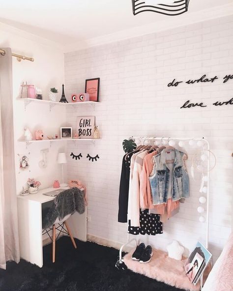 Te apetece muy poco tu espacio? Si necesitas una solución rápida, ¡lee estas sencillas formas de actualizar y embellecer tu hogar! #decorador #diseñadordeinteriores #decoracion 