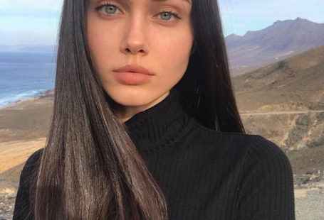Bring your #makeup game to the party with this #natural look.