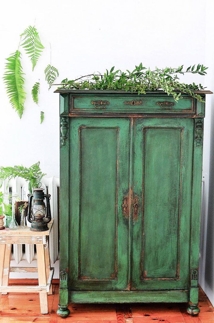 Think Green | 25 Beautiful Furniture Makeovers