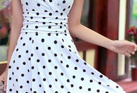 V neck dress = gratis patroon vanaf maat 44 tot en met 50 MAAR... geen werkbeschrijving en de patroondelen zijn in het Russisch. Wie kan dit wondermooie kleedje maken en ons een werkbeschrijving bezorgen ?? please......