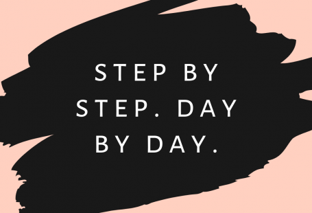 Baixe gratuitamente wallpapers para celular com frases motivacionais e deixe o plano de fundo do seu smartphone muito mais charmoso! #wallpaperiphone #wallpapercelular #papeldeparedeparacelular