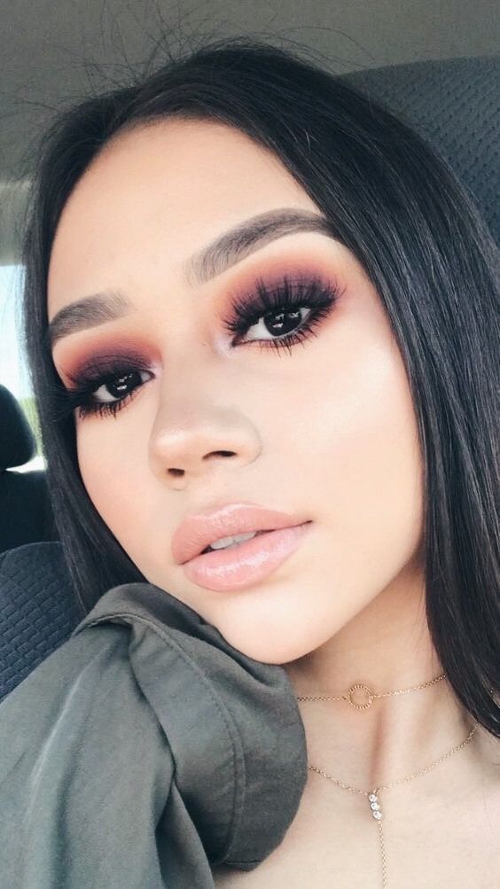 les plus tendances maquillage parfaites pour les brunes