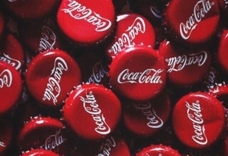 red aesthetic type of blog #redaesthetic red aesthetic type of blog — cherry cola