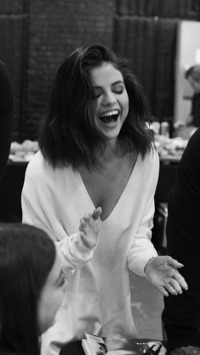 selena gomez 50+ best outfits