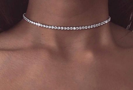 14 carat white gold diamond dainty key chain necklace - women