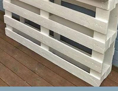 Dieses Sideboard für den Balkon oder Garten ist super schnell und günstig gemacht!