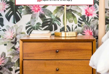 Banish Bare Walls, Even in a Rental: The Best Sources for Removable Wallpaper