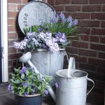 Op zoek naar tuin ideeën voor een landelijke tuin? Klik hier voor een artikel vol inspiratie voor bloemen, planten en decoratie!