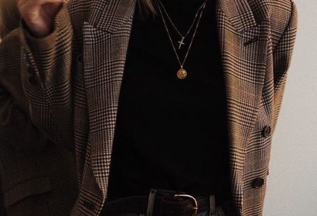 Plaid Blazer Layered Necklaces Classic Black Leather Belt Vintage Levi