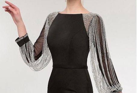 Acheter Charming Simiantan Bateau Neckline Long Sleeves Sheath /Column Evening Dress With Beadings pas cher chez Magbridal.com