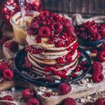 Ich bin Bianca, Fitness und Food Liebhaberin aus Deutschland! Willkommen in meiner kleinen Welt aus gesunden Köstlichkeiten und nährstoffreichen Gerichten! Mir macht es sehr viel Spaß meine leckeren und farbenfrohen Kreationen mit dir zu teilen. Hier auf meinem Blog und auf meiner Instagramseite findest du viele schöne Foodinspirationen. Genieße es und viel Spaß!