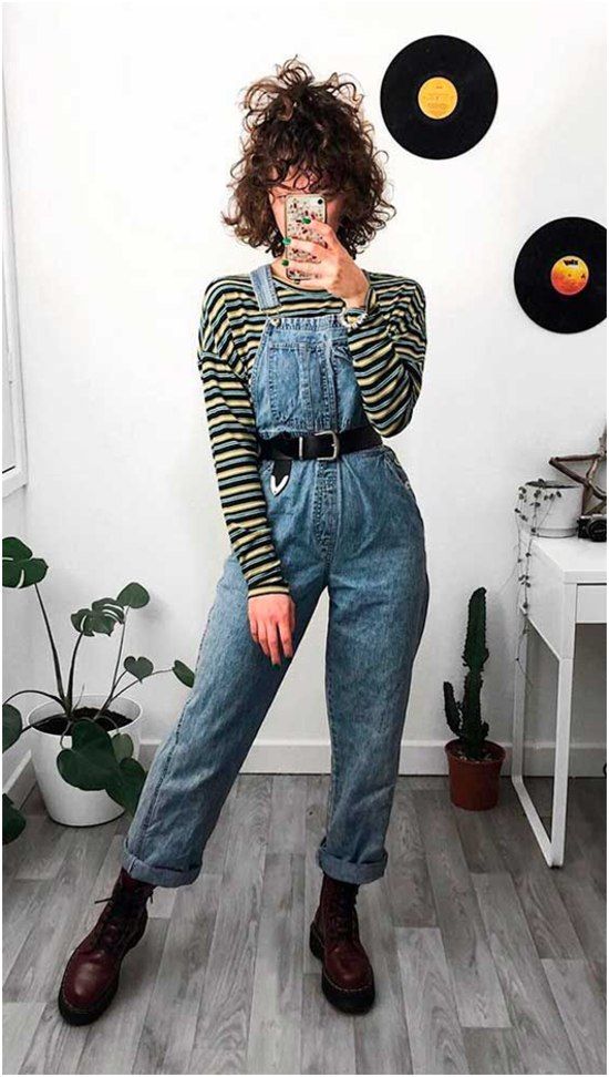 Jardineira jeans veja fotos, inspirações e dicas de como usar essa peça de roupa. #moda #modafeminina #jardineira #jardineirajeans 