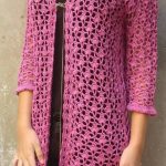 * Cardigan de encaje largo en color rosa raro *Mangas acortadas de 3x4 *hilo de algodón mercerizado 100% * Patrón vintage *Diseño original *botón: collar de cadena con hebilla * estilo vintage/boho  * Tamaño: UE: L - XL; Estados Unidos 10-12  * Dimenzion: - lenth 85cm/34 - circunferencia torácica