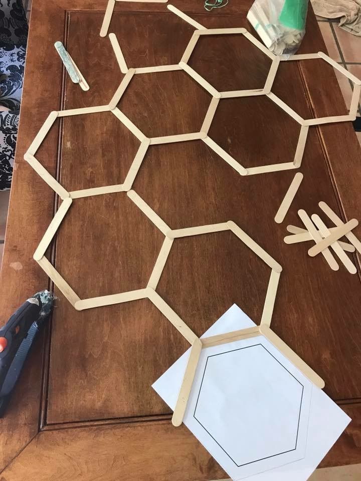 DIY Hexagon Photo Backdrop