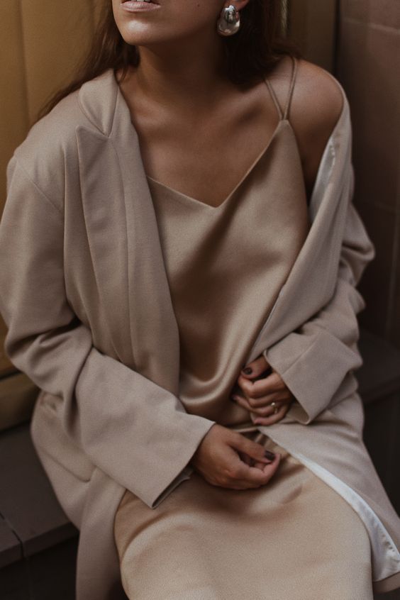 Slipdress | zomerjurk | satijn | satin | outfit ideas | summer dress | sieraden | jewellery