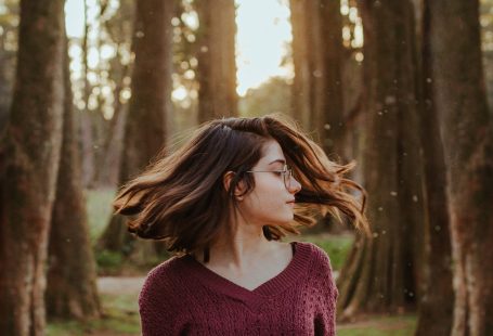 Hair plays a big role in reflecting women’s beauty. A bad hair day is known as a bad day among women. Hair also affects one’s self-esteem if it is dry, frizzy, and too oily or there is a problem of hair fall. History says that hair represents femininity. In history, it is seen that women folk used to chop their hair to make themselves presentable as men; during wars and fight and upon discovering they were imprisoned. #hairfall