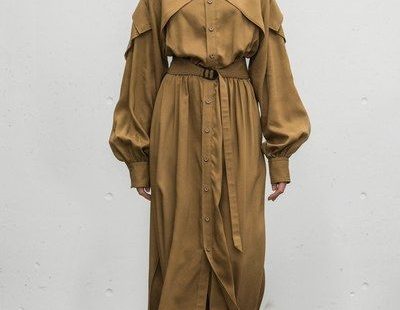 See the complete Hyke Tokyo Spring 2018 collection.