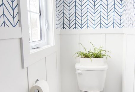 Lake house powder room serena and lily wallpaper