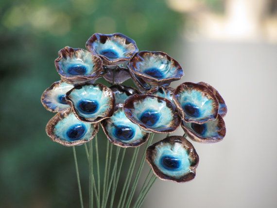 Deze unieke bruiloft bloemen zal voor eeuwig bloeien. Geschikt voor gebruik als een bruiloft boeket, als bruiloft decoratie, als een kleine decoratieve stuk voor enig ander doel en blijft als een souvenir van uw bruiloft. Ook kun je het als een speciale verjaardag cadeau voor uw