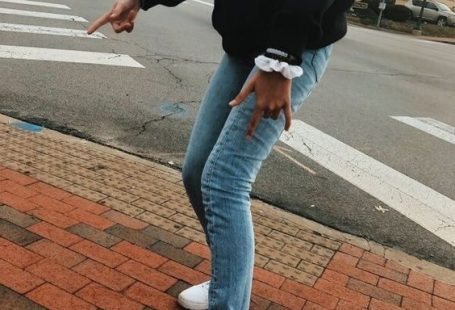 Outfit Inspiration? Schau mal bei uns vorbei! NYBB... - #Bei #coreana #Inspiration #mal #NYBB